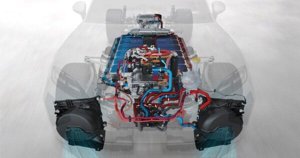 Innovatives Hochvolt-System im Cayenne Electric: Performance trifft Effizienz