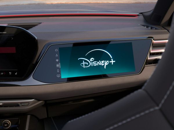 Audi bringt Disney+ ins Fahrzeug und betritt im Kinofilm „TRON: Ares“ die digitale Welt