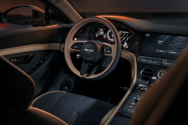 SUPERSPORTS: DER FAHRERORIENTIERTESTE BENTLEY ALLER ZEITEN