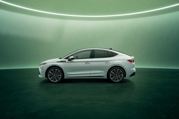 Škoda Enyaq Coupé in Österreich ab sofort preisgleich mit Enyaq
