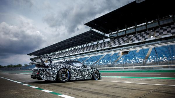 Porsche entwickelt 911 Cup-Rennwagen für Start in der Saison 2026