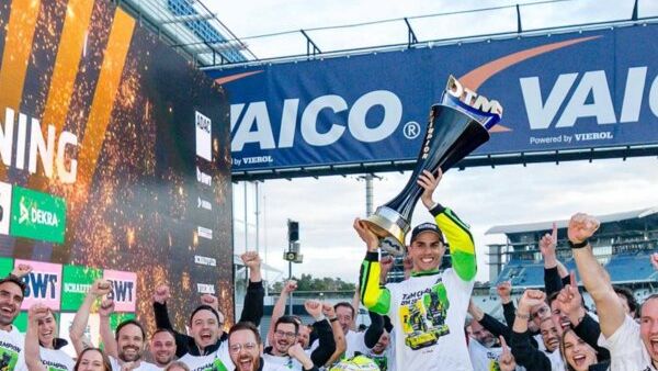 Porsche-Werksfahrer Thomas Preining gewinnt Fahrertitel in der DTM