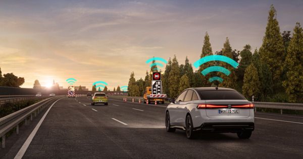 Meilenstein für mehr Verkehrssicherheit: Mehr als zwei Millionen Fahrzeuge mit Car2X produziert